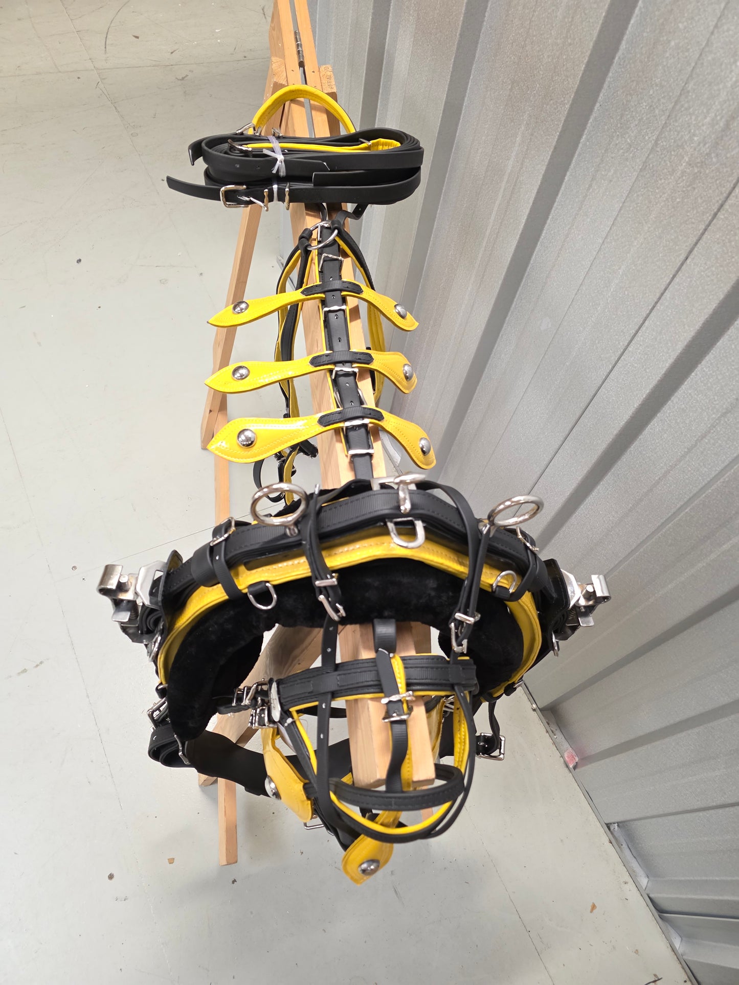 Quick Hitch Trotting Harness Black And Yellow