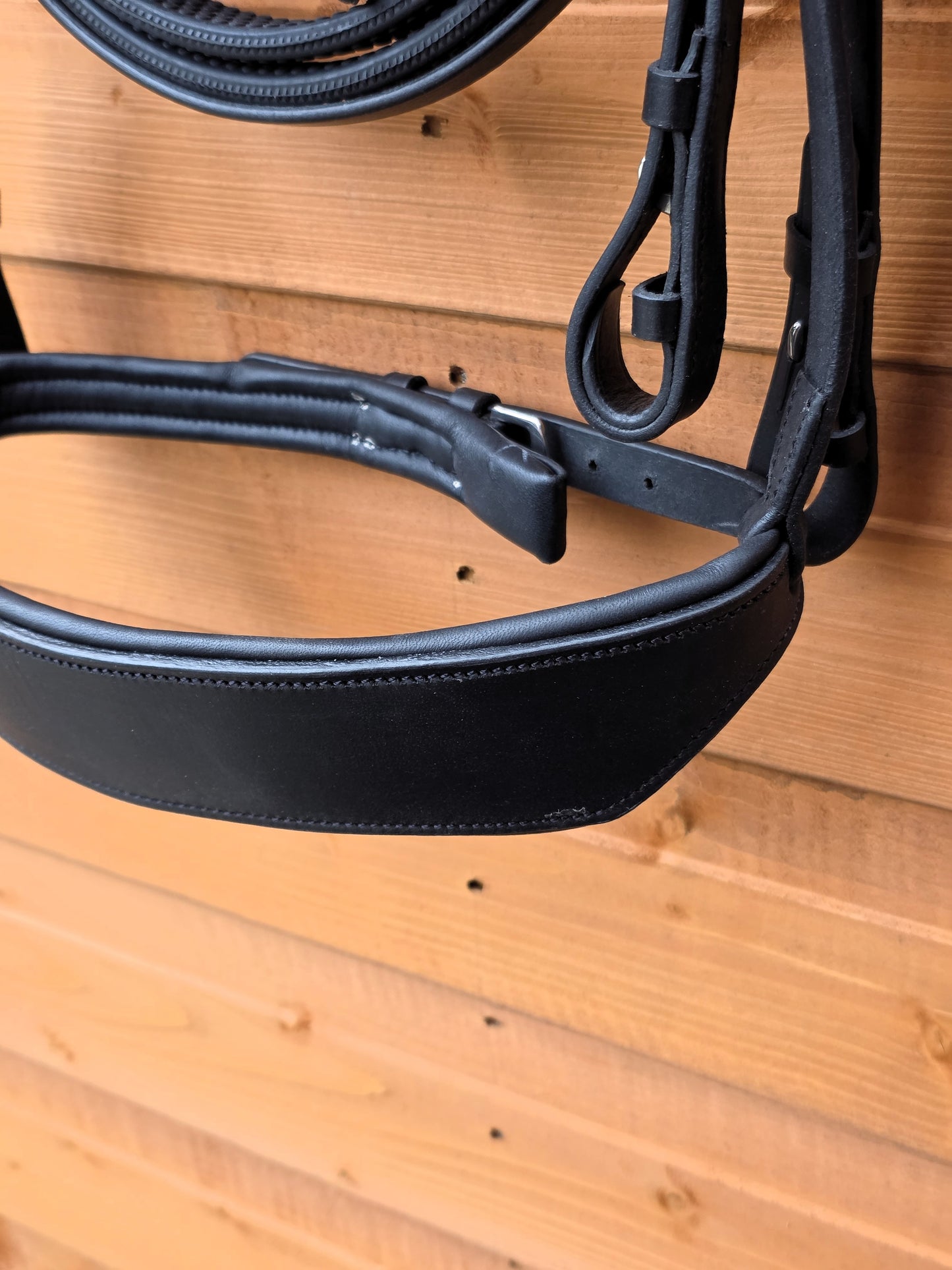 Leather Hunter Bridle Padded 2"Noseband 1" Browband with Rubber reins Show Quality