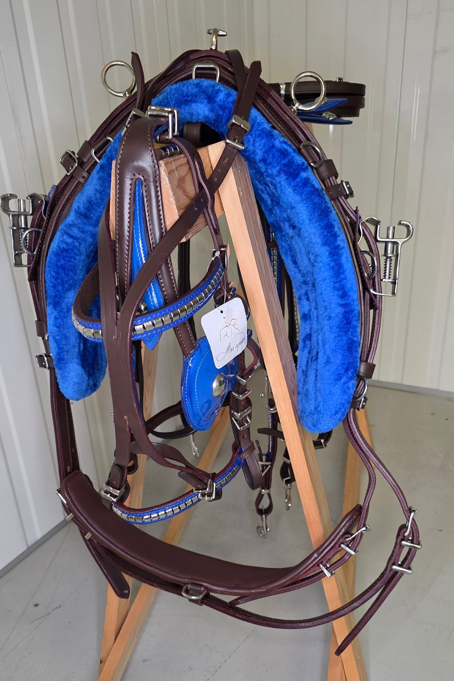 Leather Quick Hitch Trotting Driving Harness Padded Comfort Strong Fit Chrome Fittings Brown And Blue Color