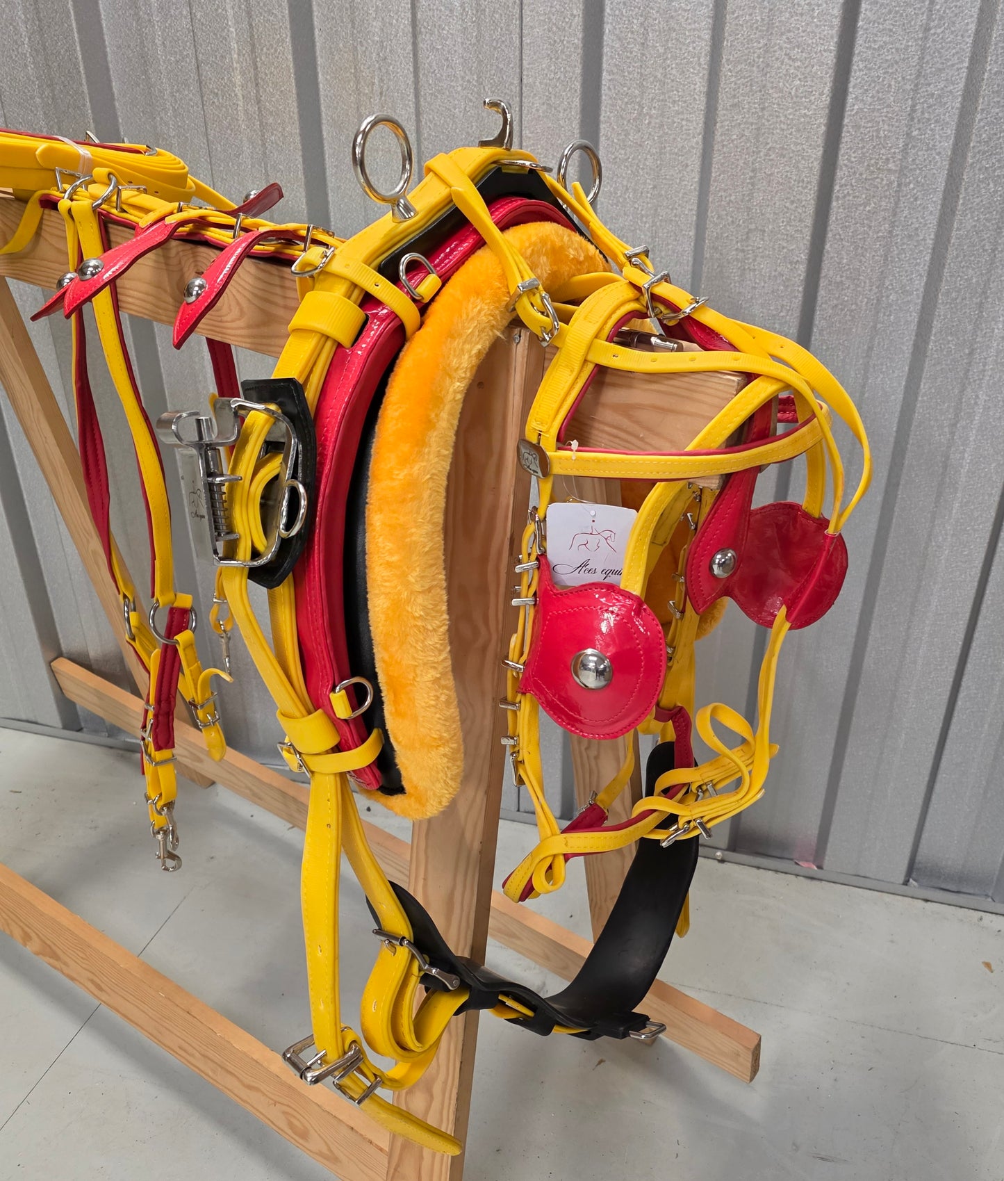 Quick Hitch Trotting Harness Yellow and Red