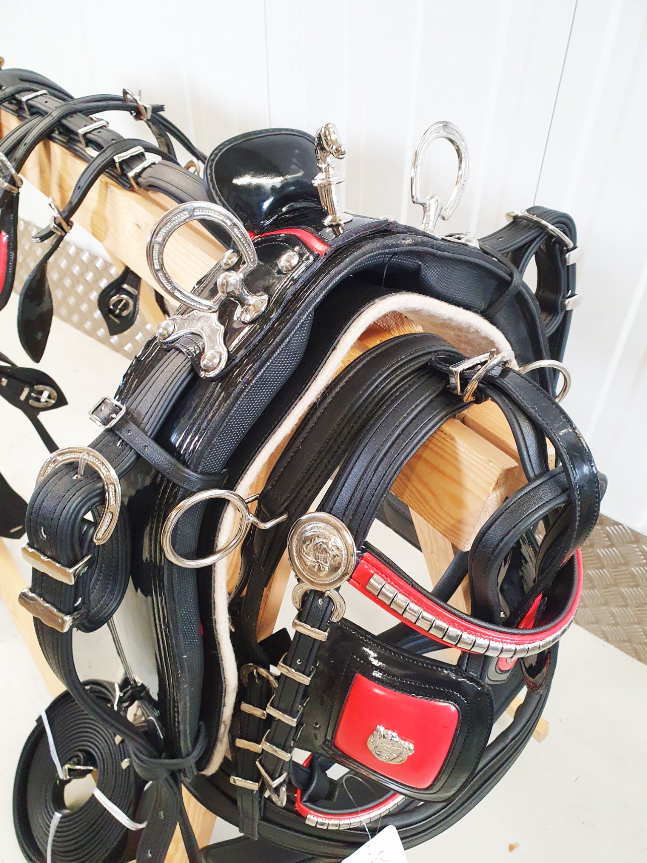 Trade Breaching Harness set Black and Red