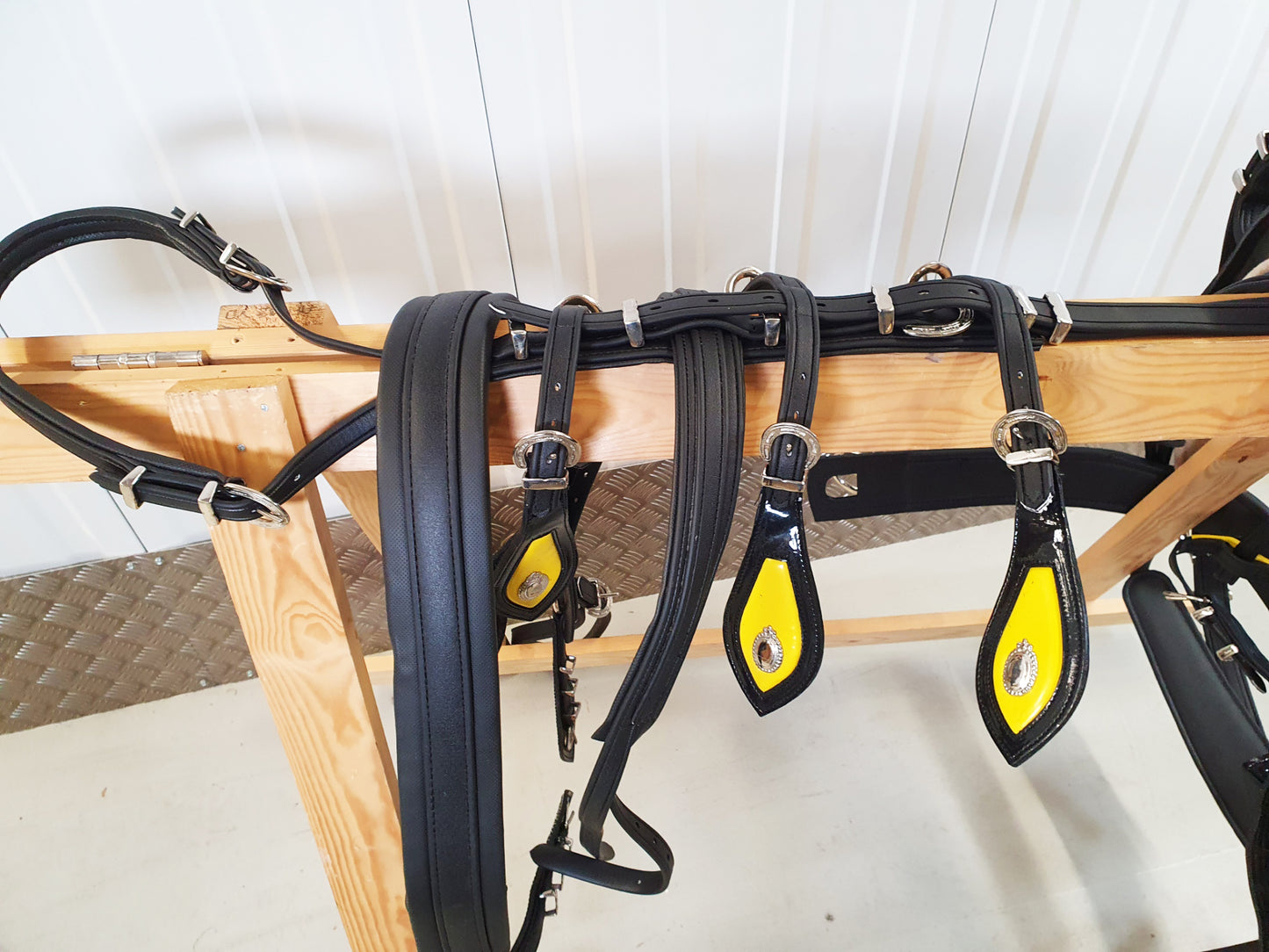 Trade Breaching Driving Harness Black and Yellow Size Full Cob and Pony