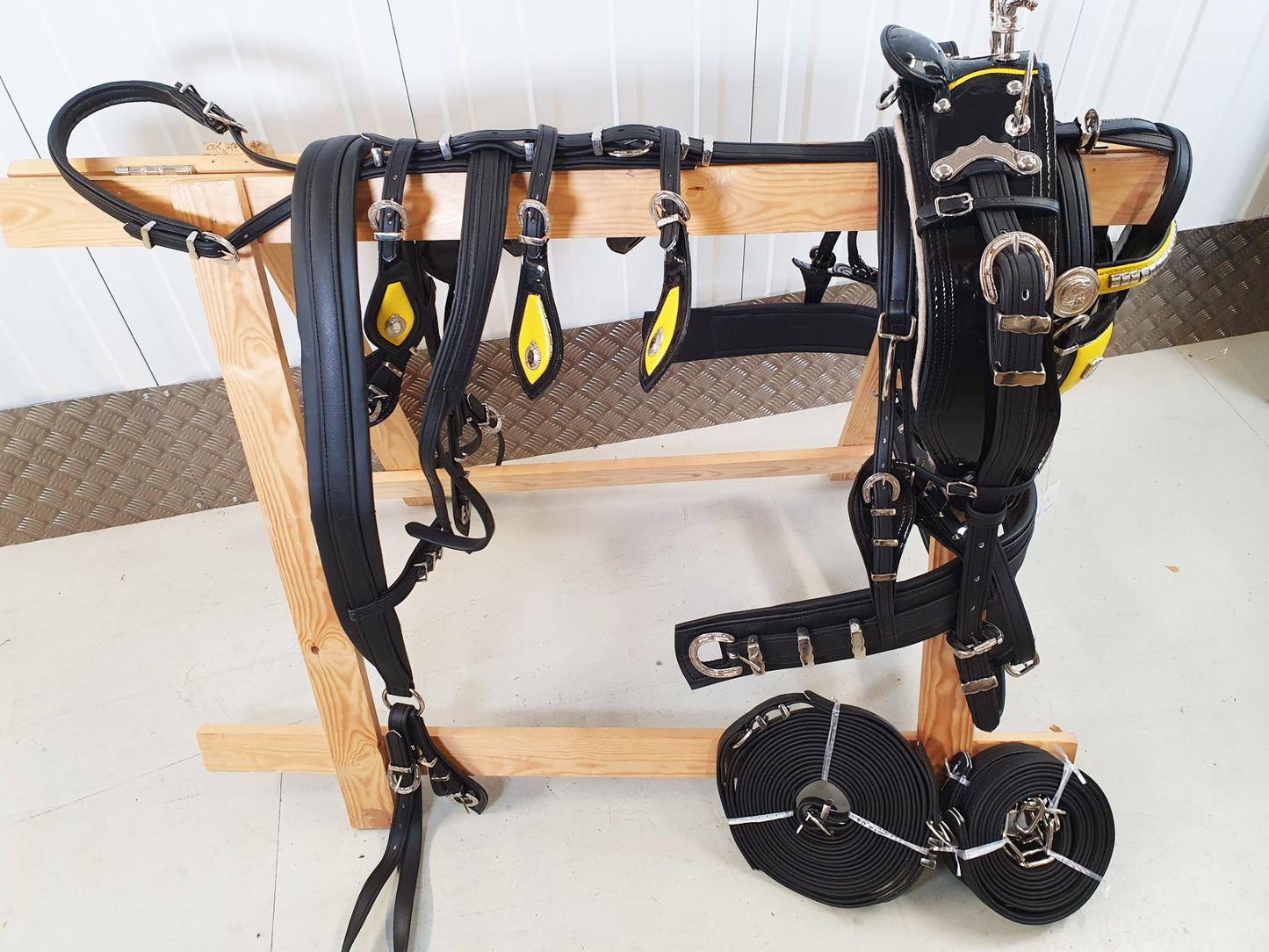 Trade Breaching Driving Harness Black and Yellow Size Full Cob and Pony