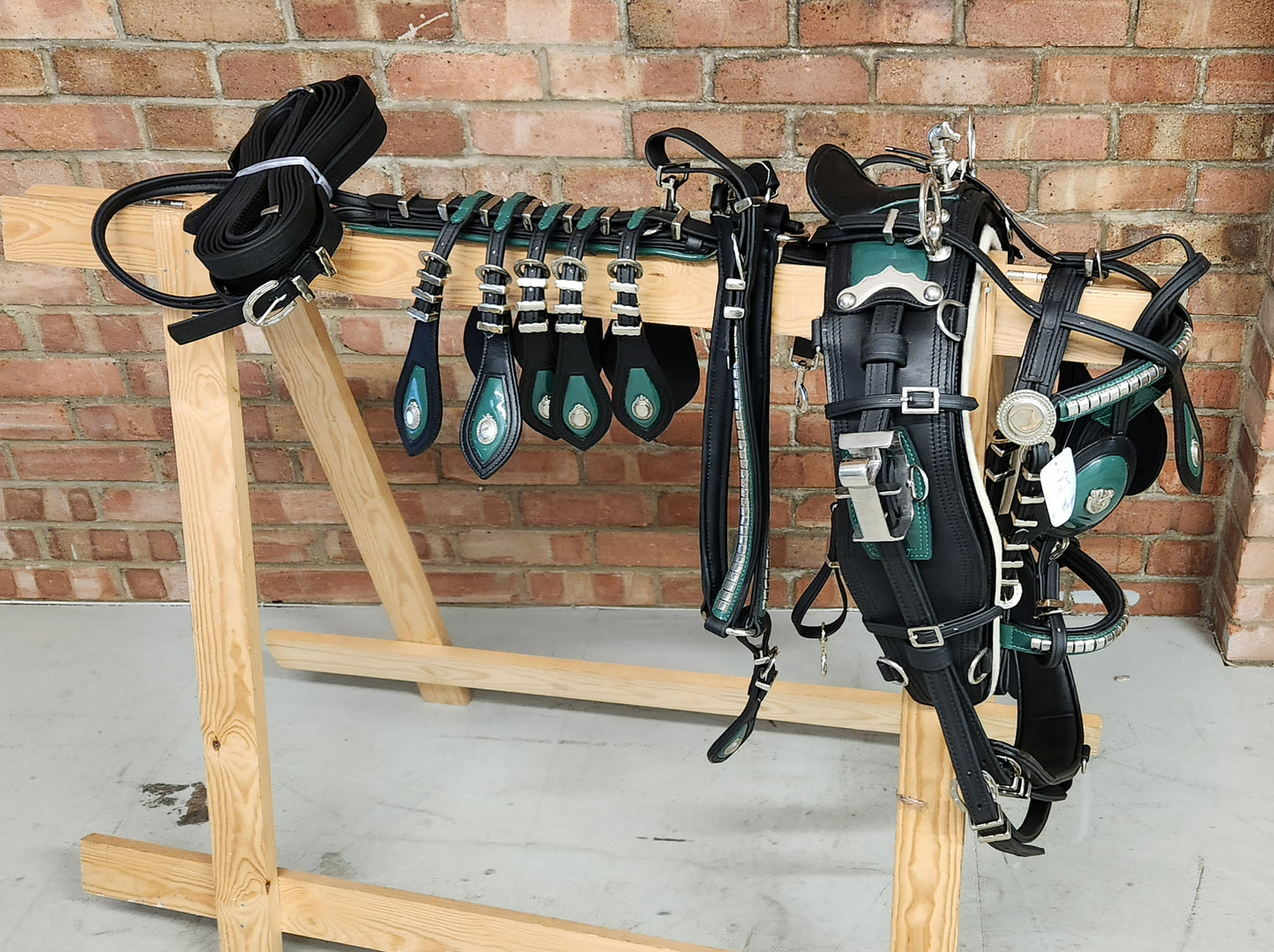 Trade Deluxe Quick Hitch Harness Black and Green Mini Shetland