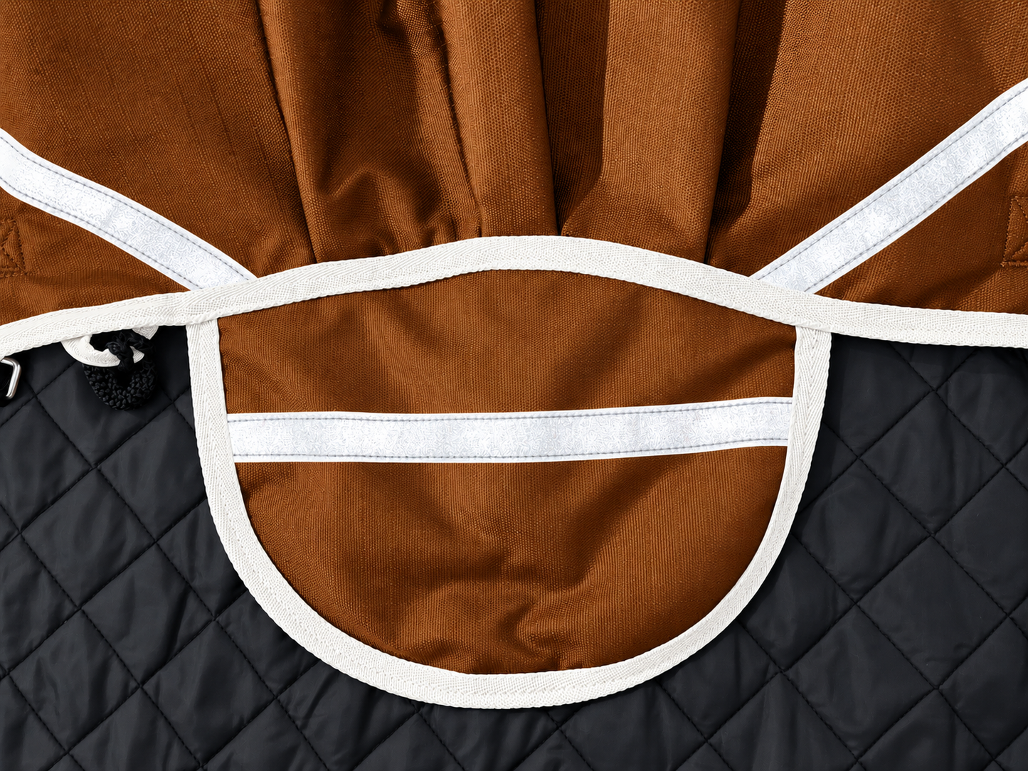 100GSM_Turnout_Horse_Rug_with_Detachable_Neck_and_Reflectors_Brown_7