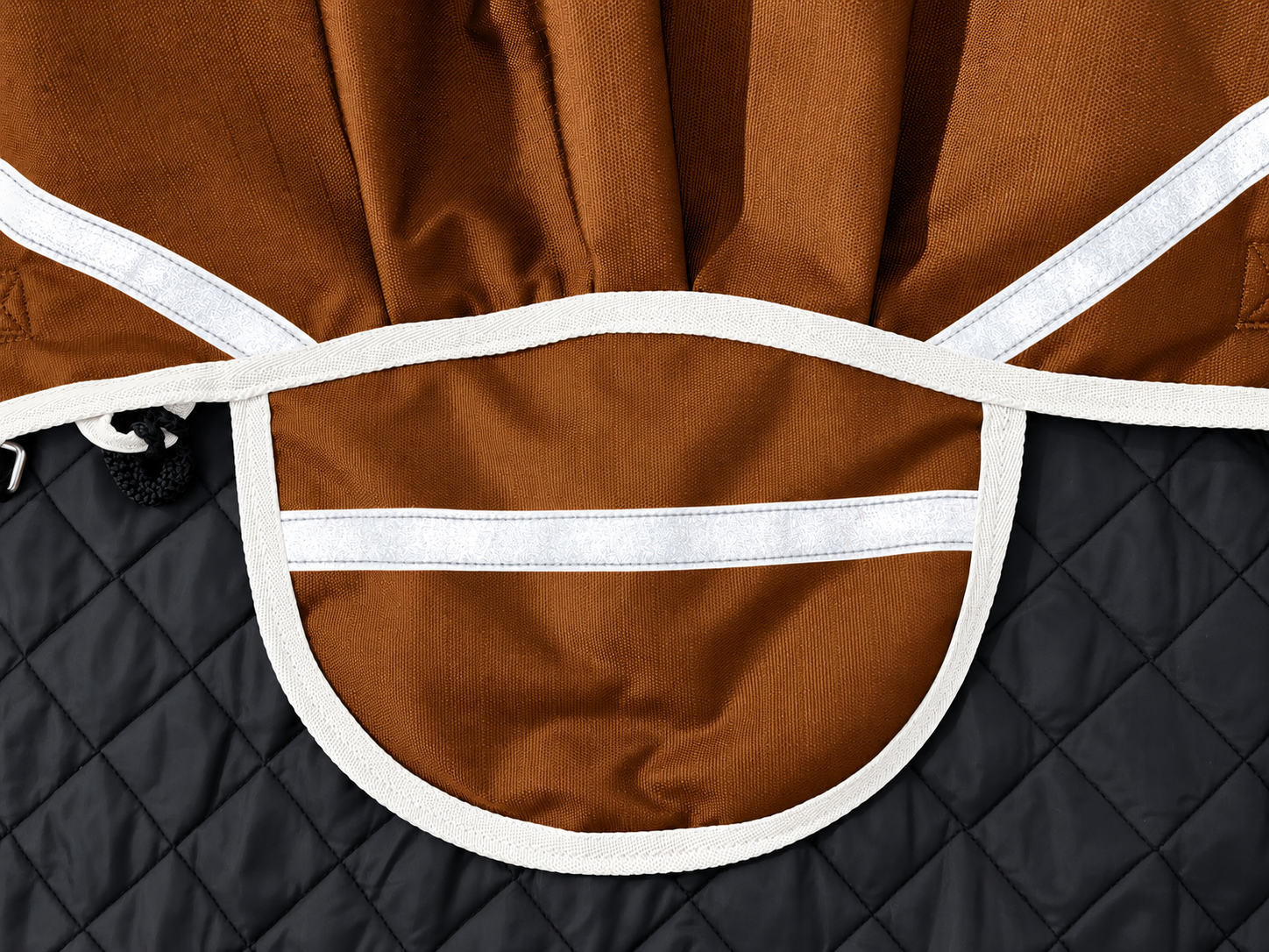 100GSM_Turnout_Horse_Rug_with_Detachable_Neck_and_Reflectors_Brown_7