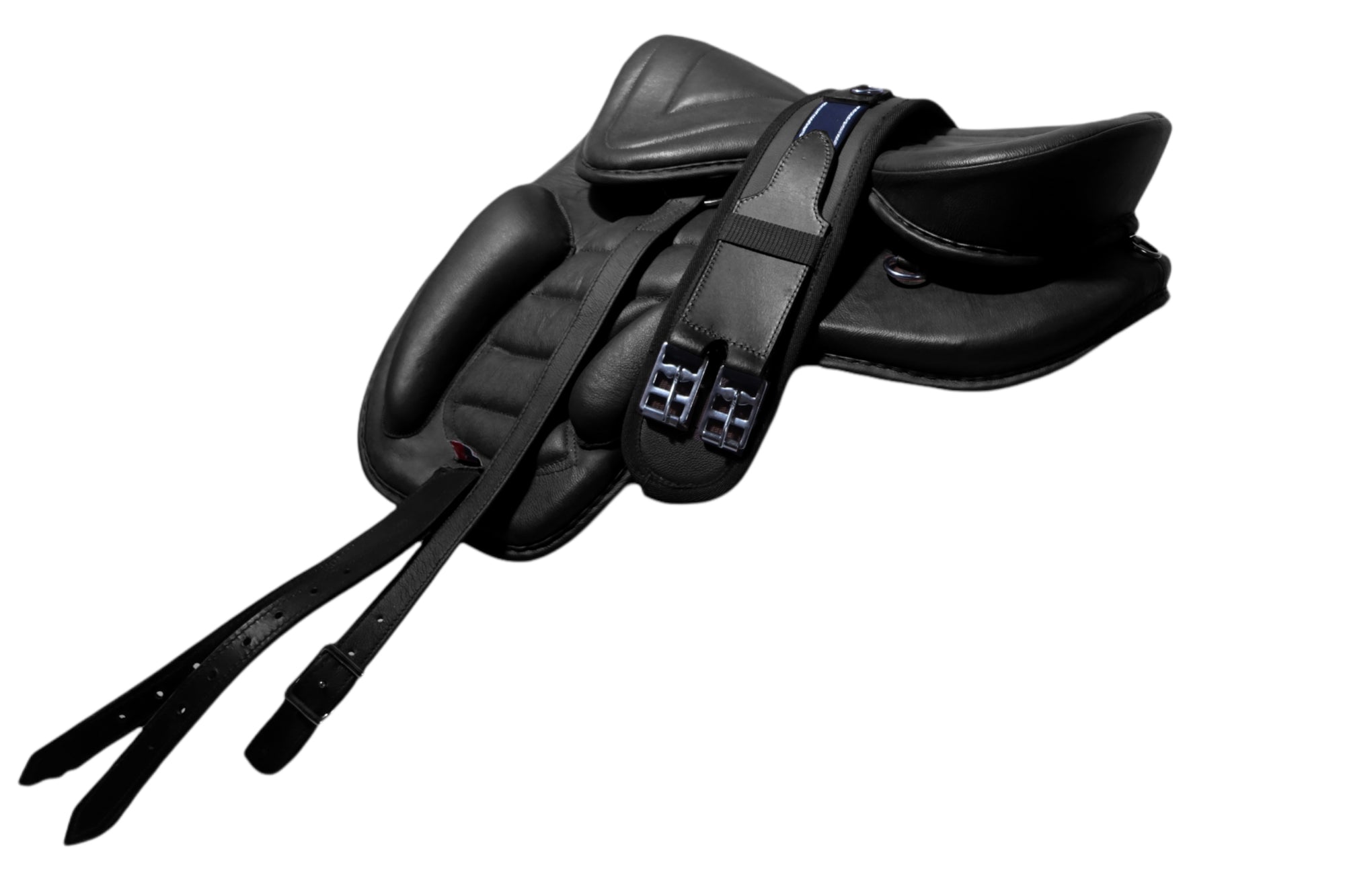 SYNTHETIC FREEMAX HORSE TREELESS SADDLE – Aces Equine