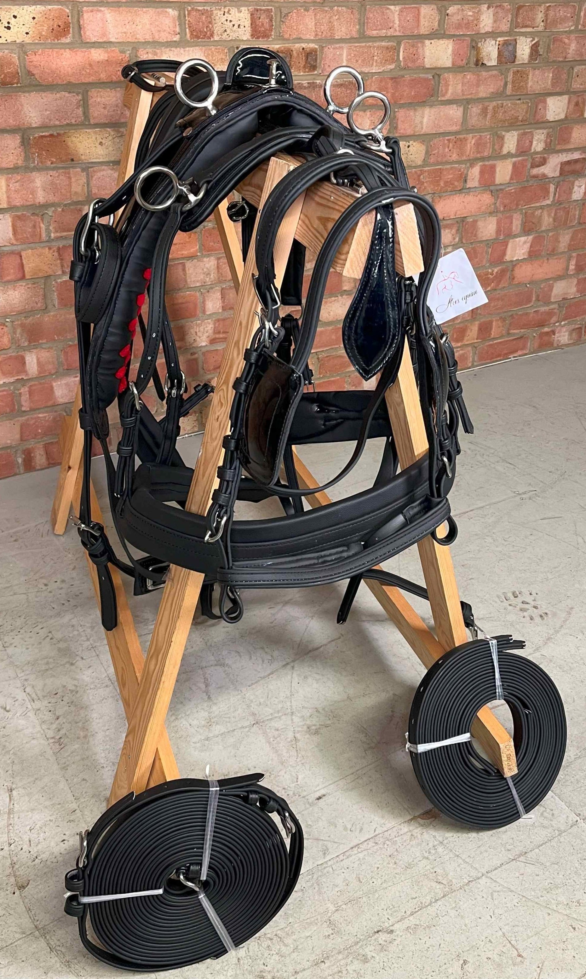Bio thane tie down horse driving harness black 