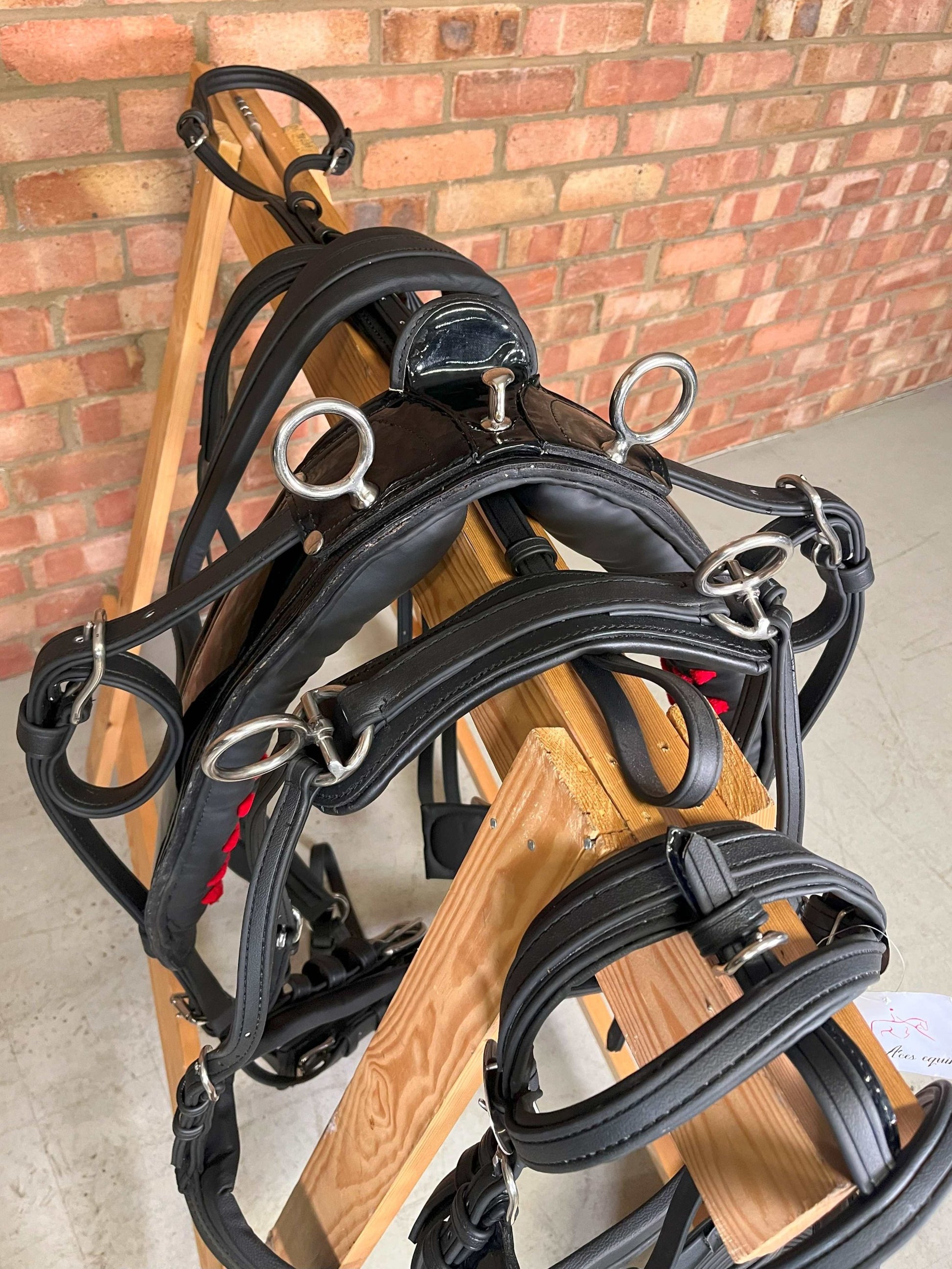 Bio thane tie down horse driving harness black 