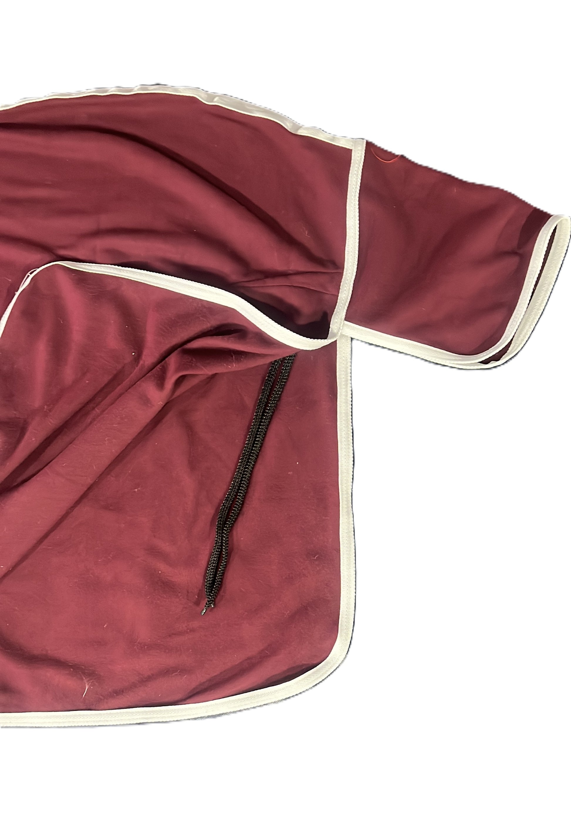 Horse 220 GSM Fleece Rug Taffeta Lining 4D Closure Cross Surcingle And Rubber Ring Maroon Silver