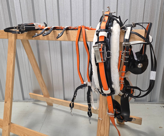 Quick hitch horse harness orange white