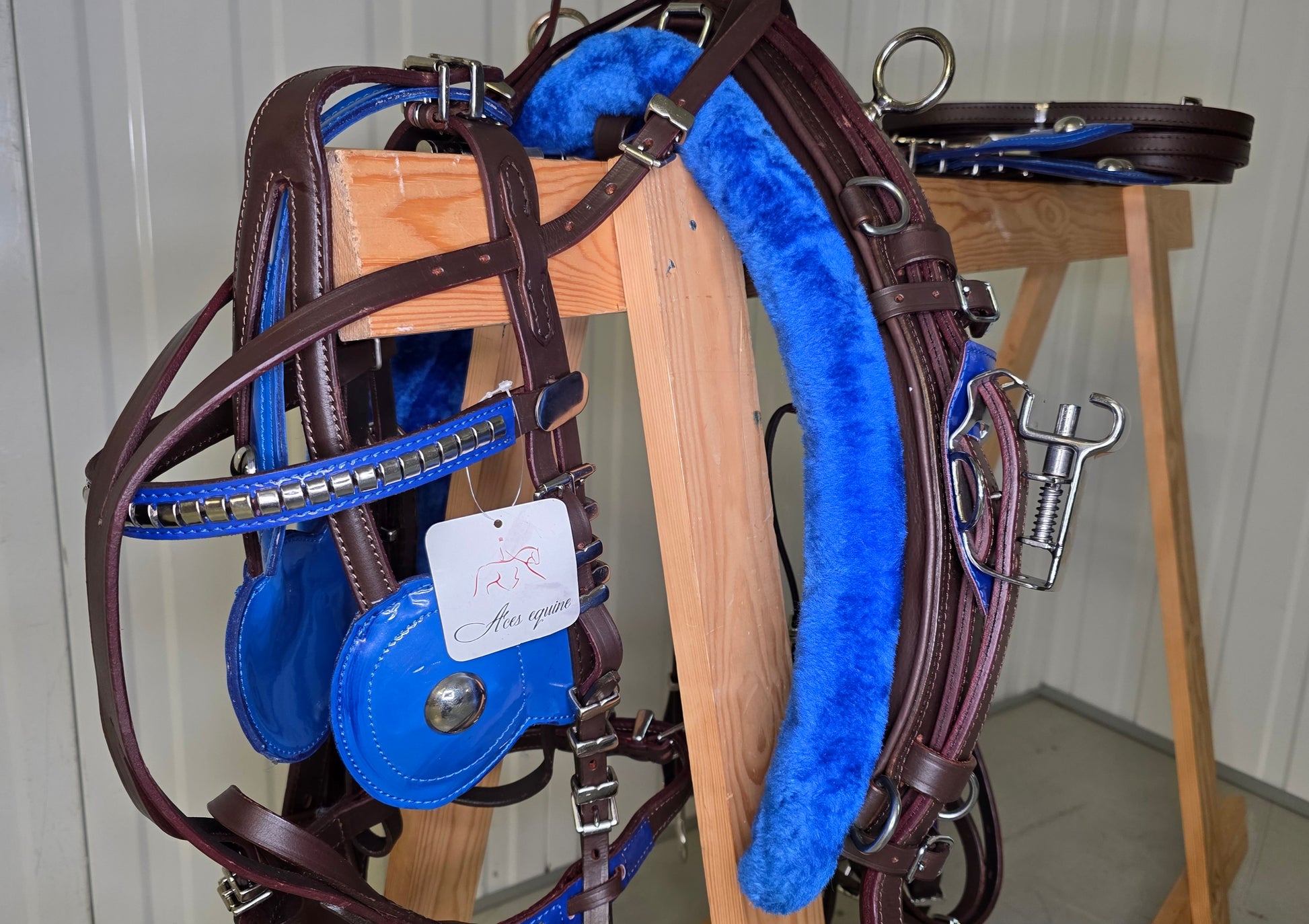Leather Quick Hitch Trotting Driving Harness Padded Comfort Strong Fit Chrome Fittings Brown And Blue Color