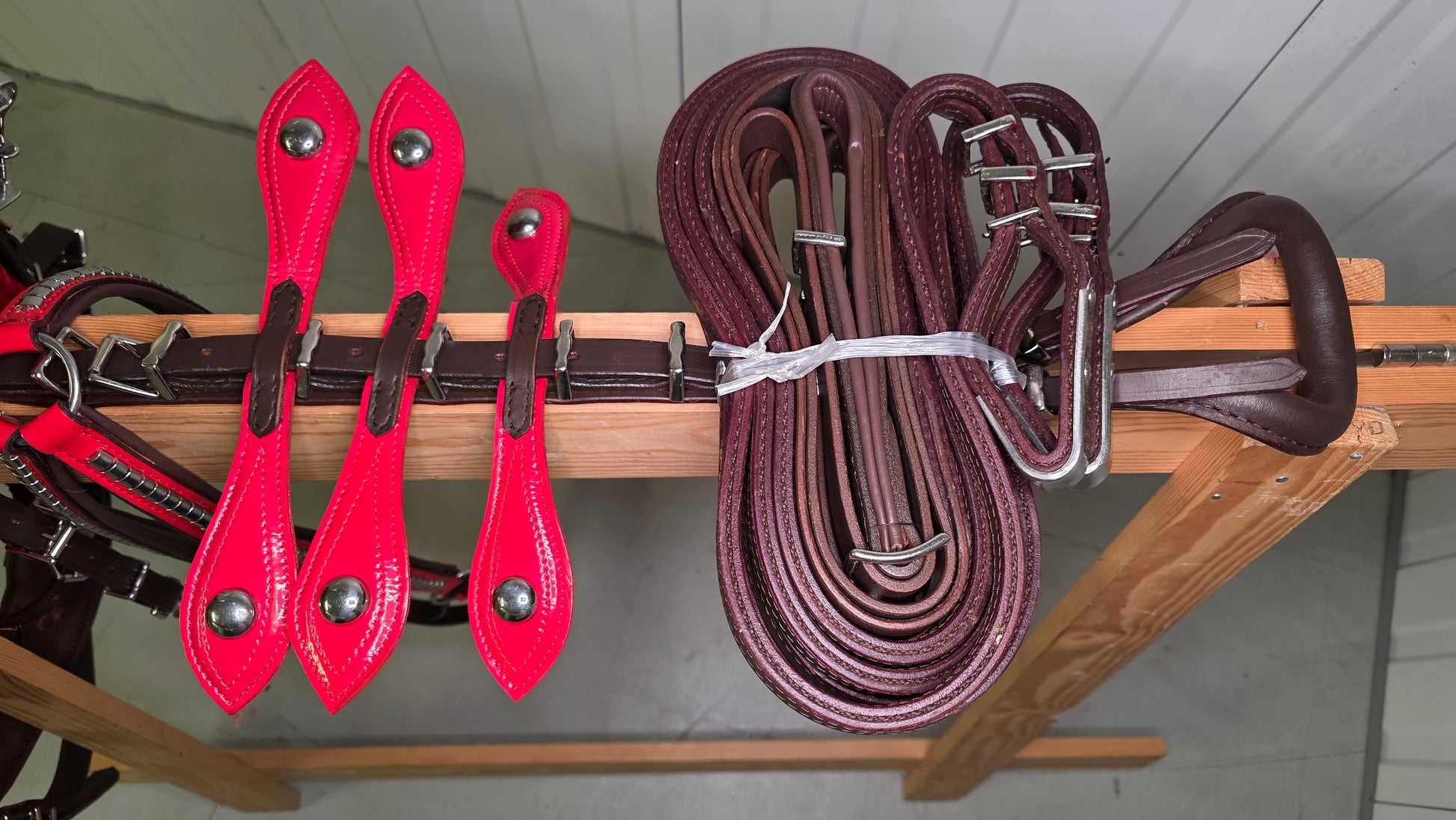 Leather Quick Hitch Trotting Driving Harness Padded Comfort Strong Fit Chrome Fittings Brown And Red Color