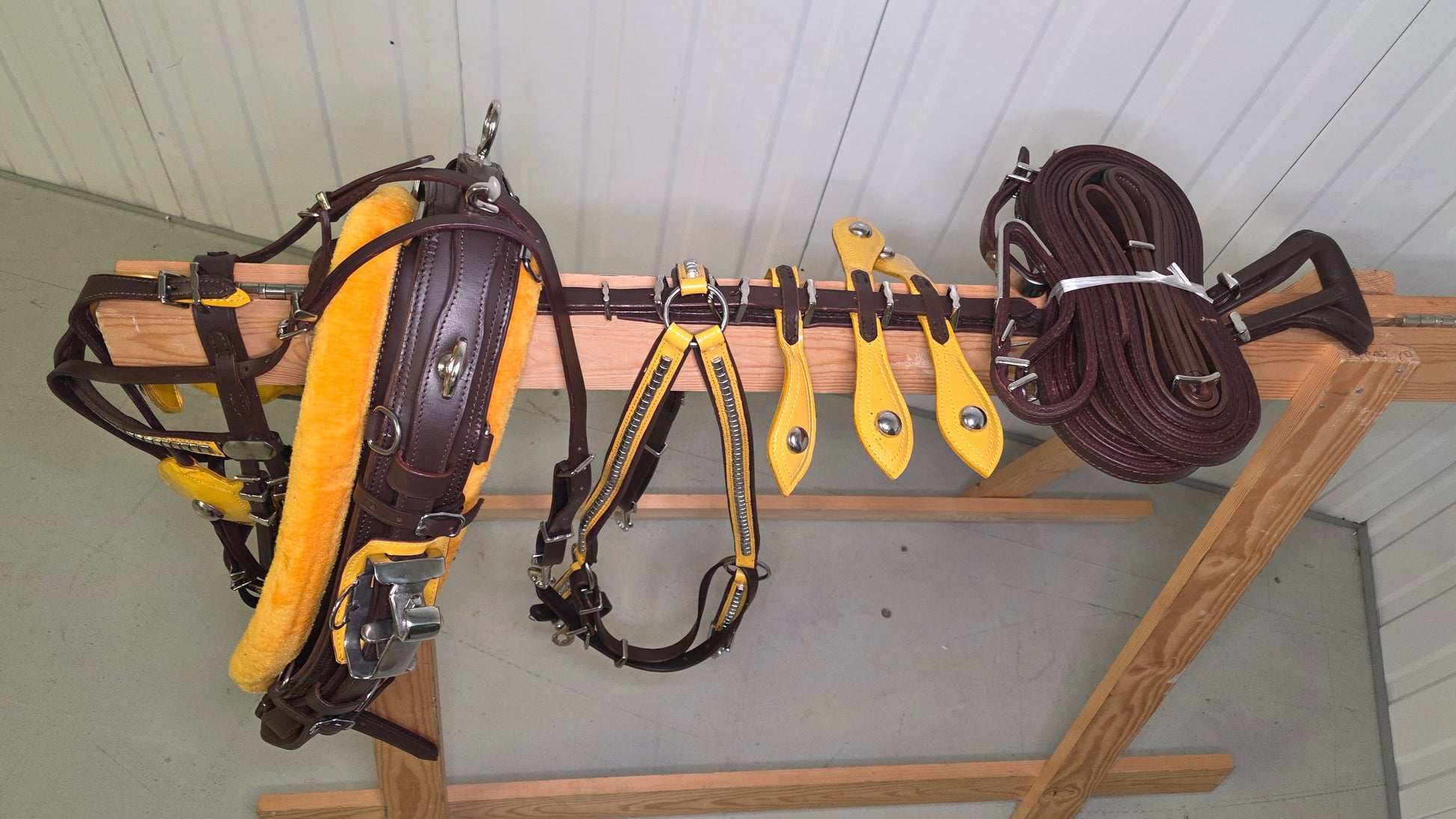 Leather Quick Hitch Trotting Driving Harness Padded Comfort Strong Fit Chrome Fittings Brown And Yellow Color
