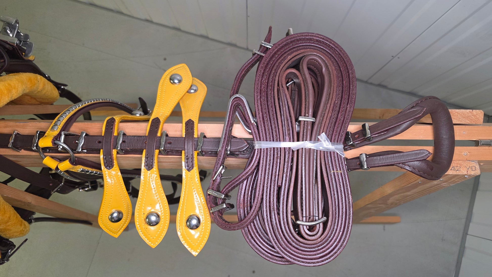Leather Quick Hitch Trotting Driving Harness Padded Comfort Strong Fit Chrome Fittings Brown And Yellow Color