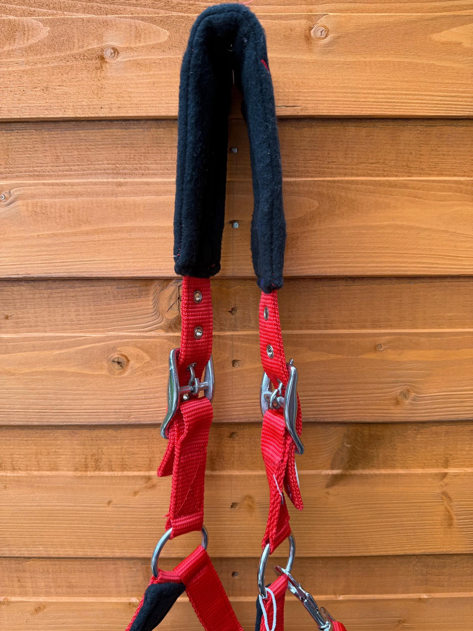 Nylon Horse Halter Headcollar With Free Rope Lead Anti Pilling Fleece Red and Black