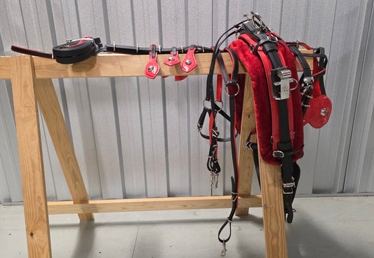 Quick Hitch Horse Harness Black and Red 