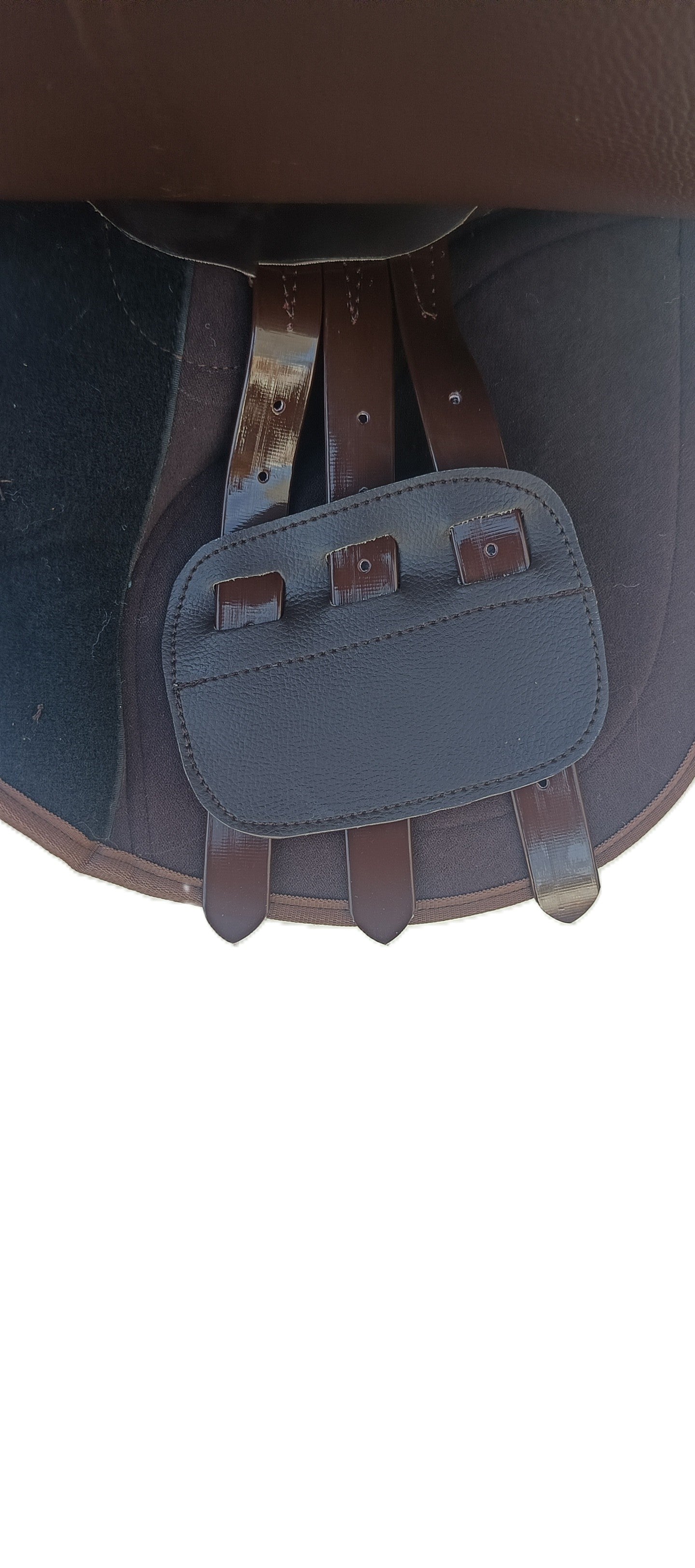 Synthetic Changeable All Purpose Suede Brown Saddle with 5 Interchangeable Gullet Plates