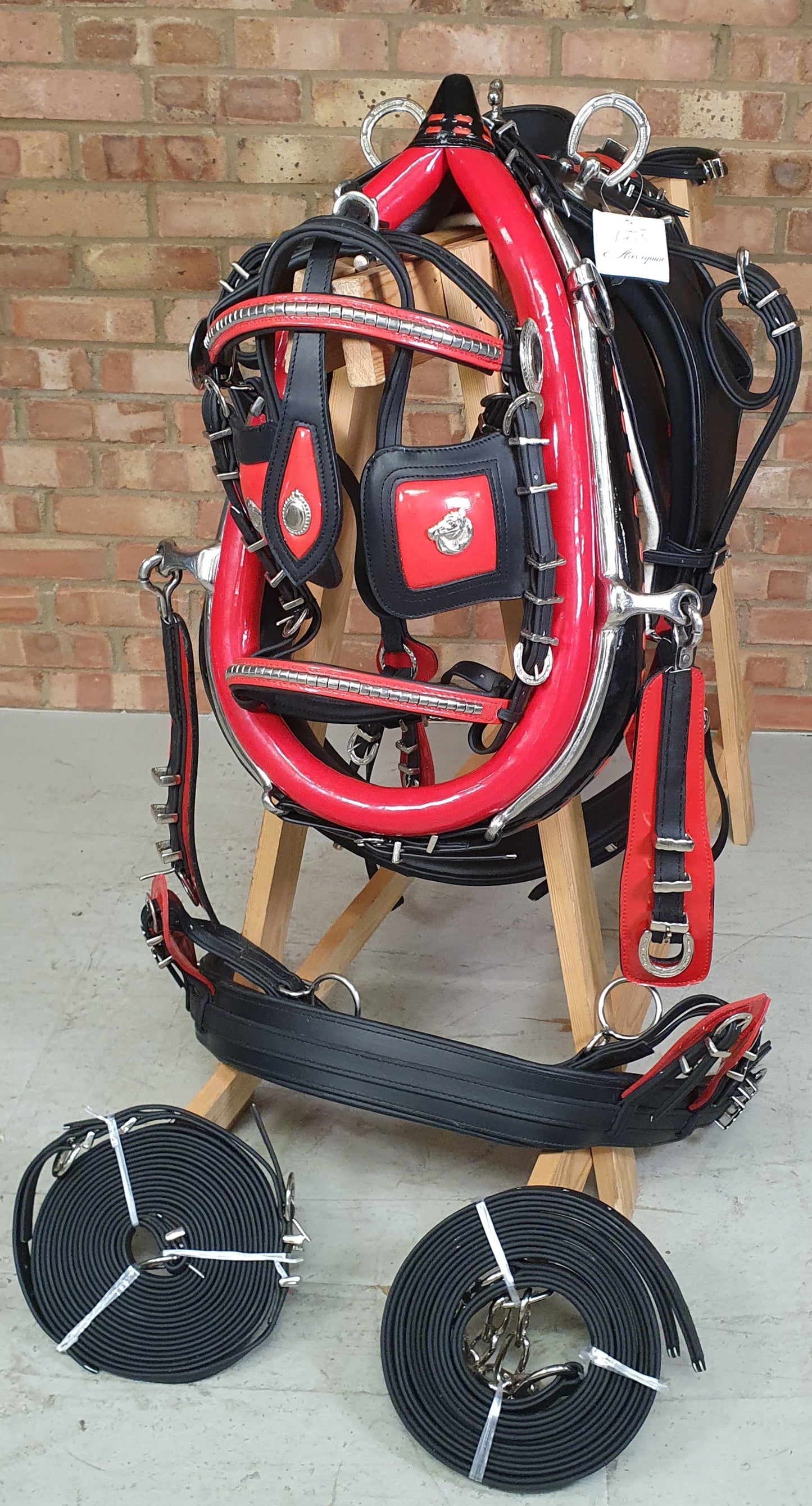 Trade Pony harness Black and red