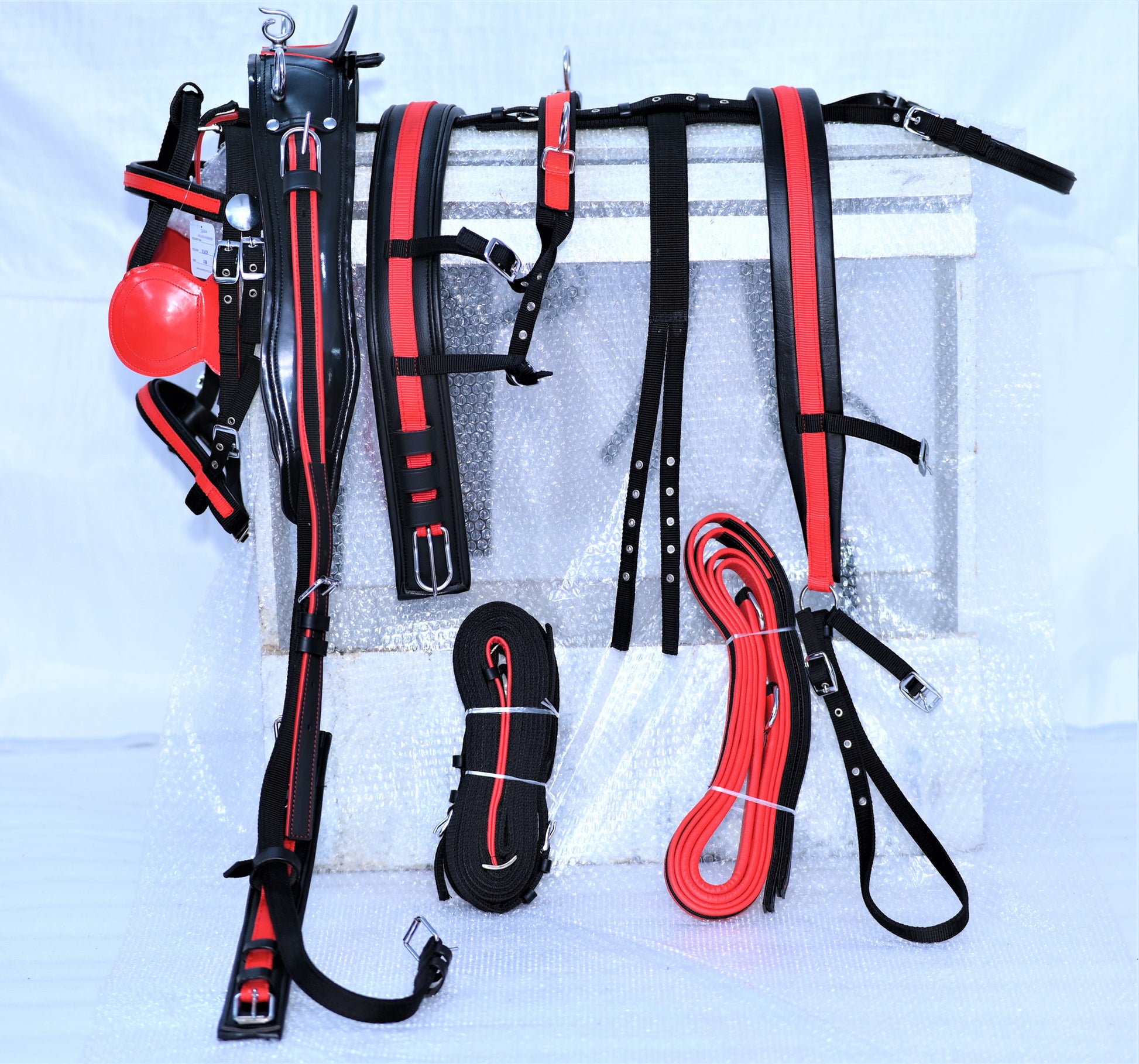 Deluxe-red-black nylon harness.jpg